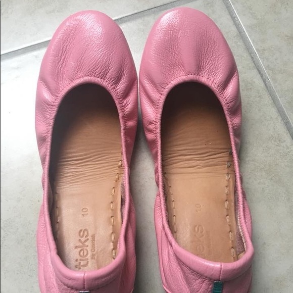 Tieks Shoes - Tieks size 10 custom painted bubblegum pink